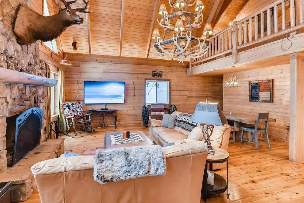 Ridgecrest Hideaway