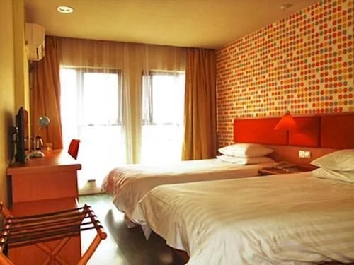 Homeinn · neo (Taicang Xinhua West Road)