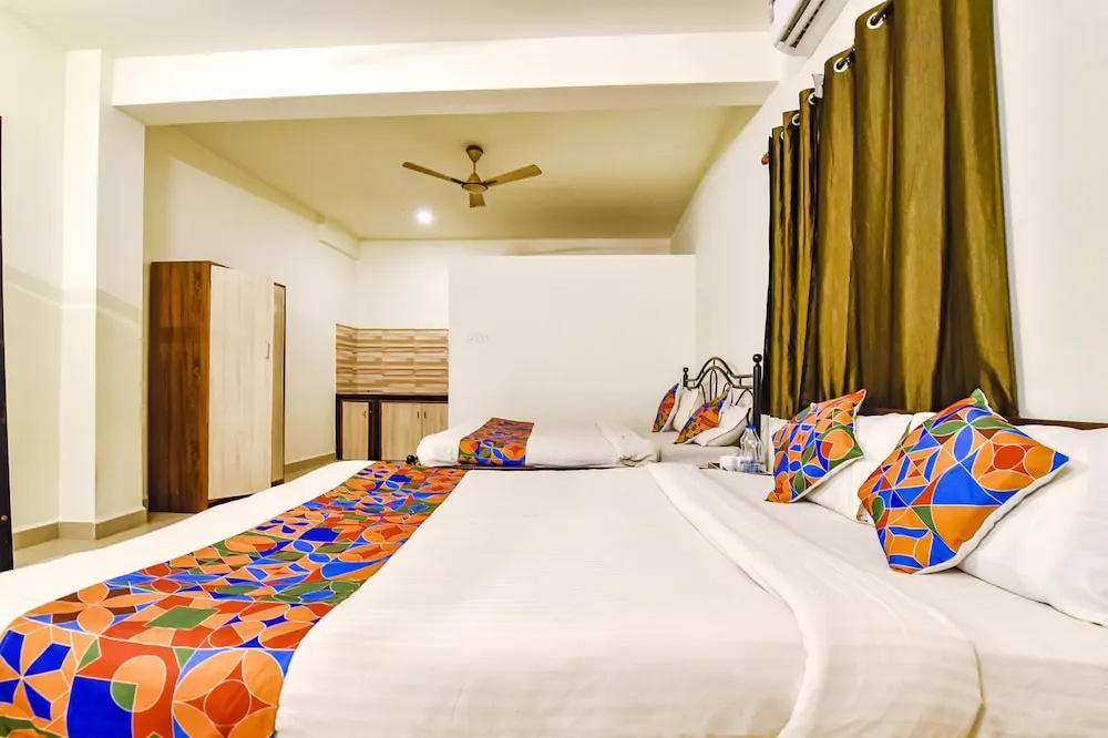 Sulit Comforts By OYO Rooms