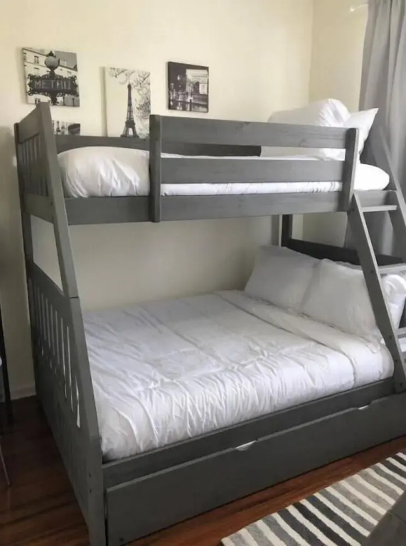 Tideview 11 · Super Clean Home Away From Home. Sleep 12+