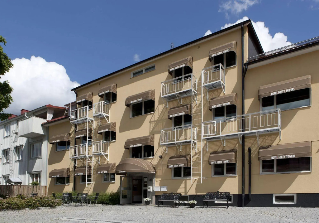 Hotel Forty Towers