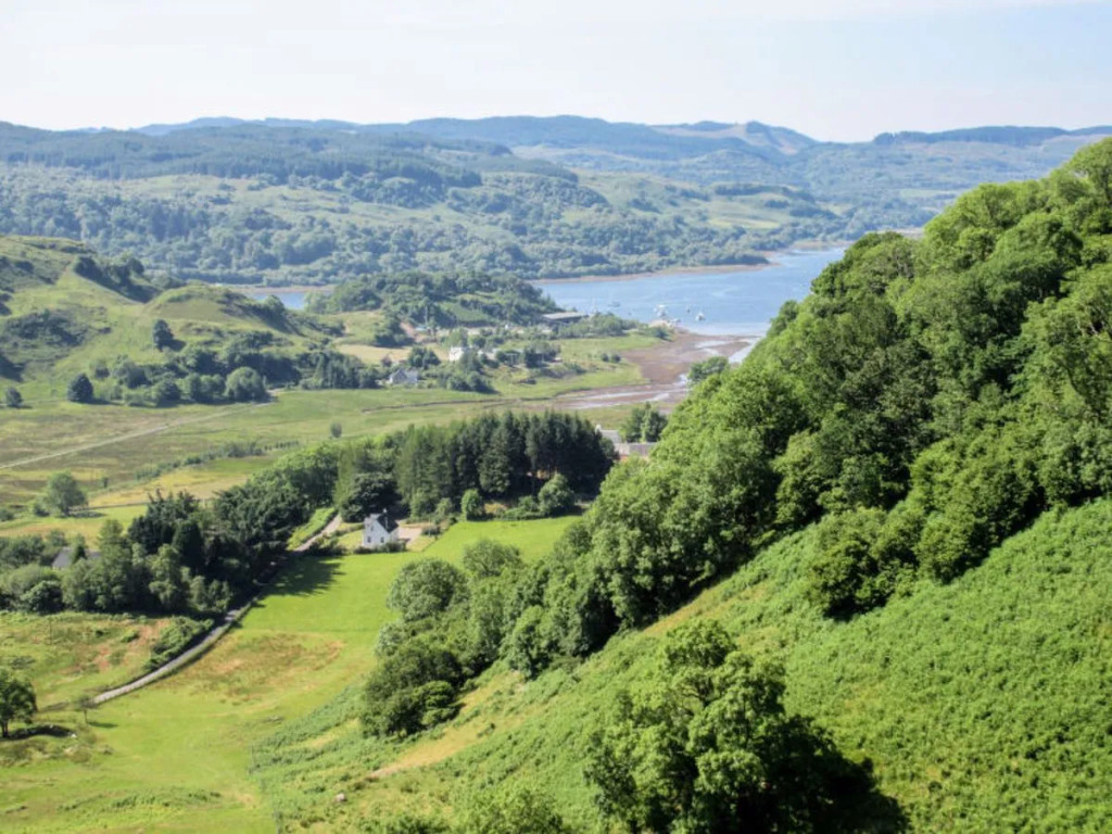 Holiday Home Achalic Beag