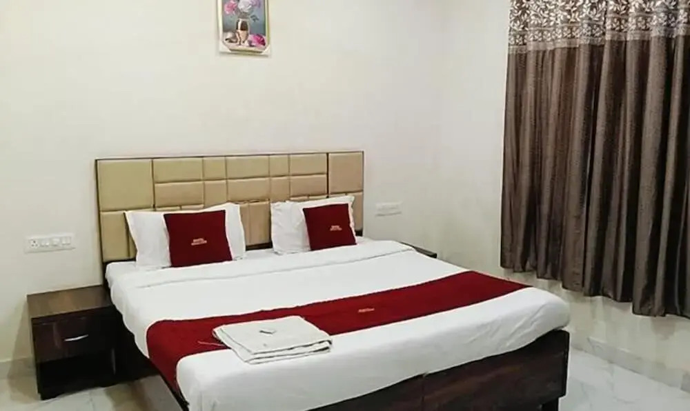 FabHotel Akki Residency