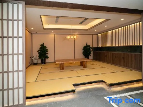 Yancheng Peshi LOFT Hotel (Zhongnan University Town Fortune Port Branch)