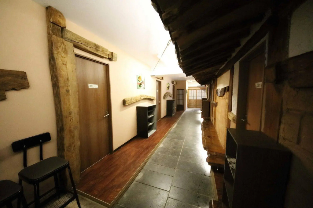 Tokyo House INN