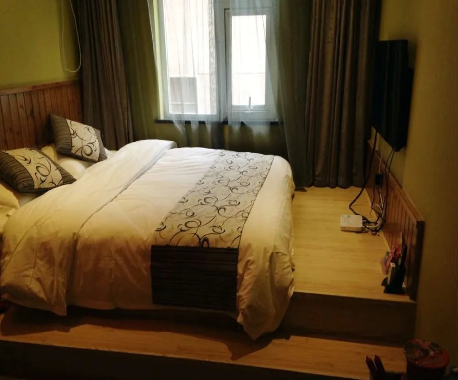 Fucheng 8 Hotel