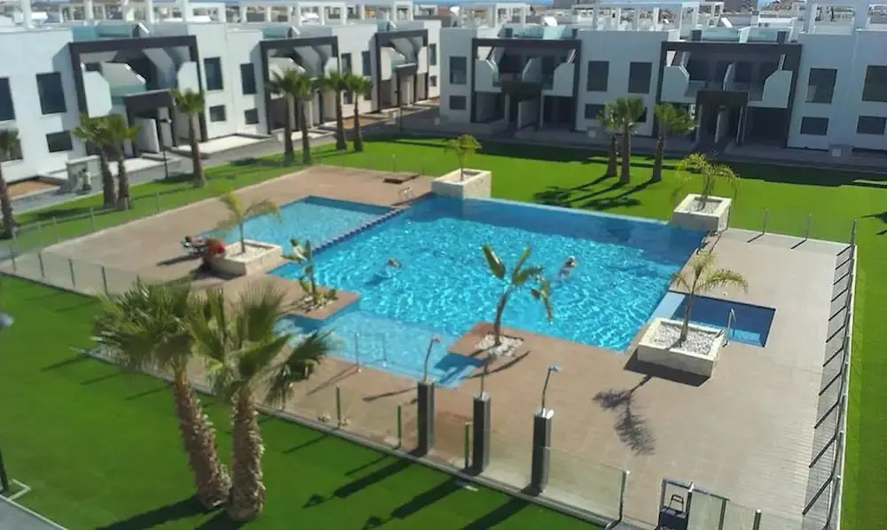 Bright Holiday Home in Orihuela Costa