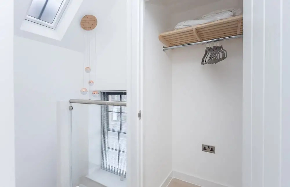 Bright, Newly Refurbished Townhouse in Bath