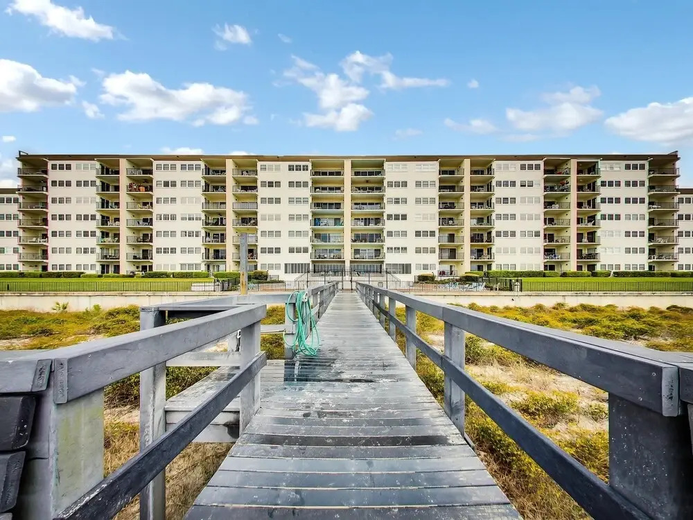 Amelia South - B1 - 2 Br Condo