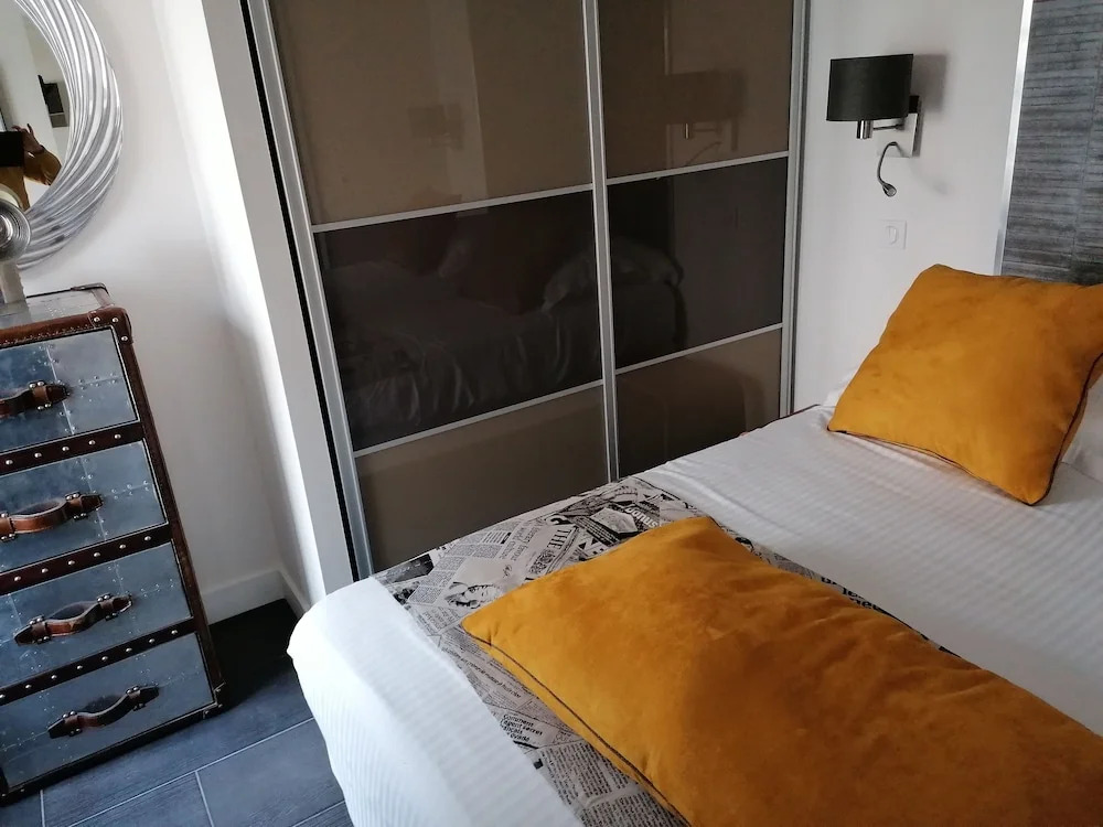 Votre Hotel Prive