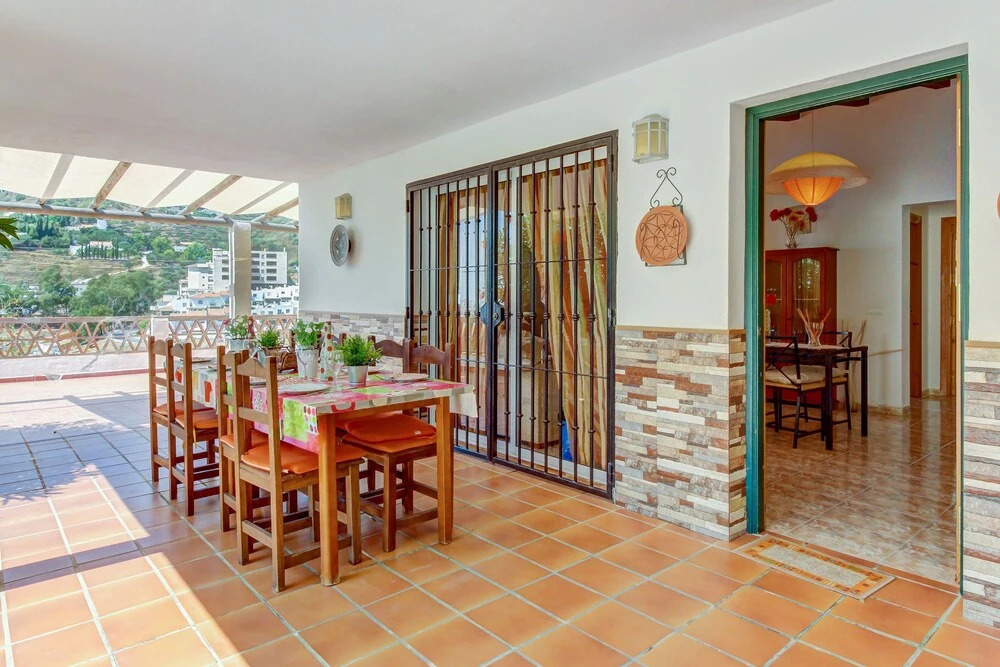 Villa Benama by Villa Plus