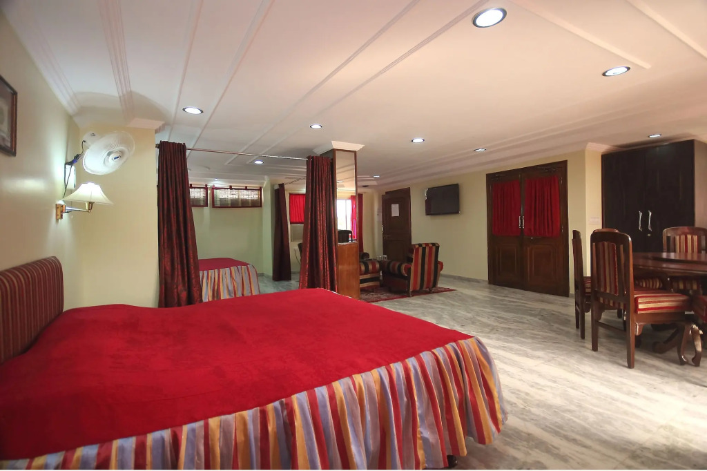 Hotel Padmini Palace