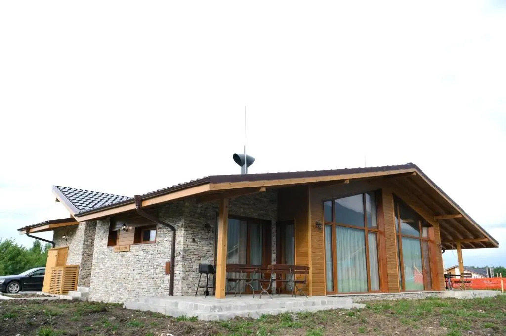 Villa Raphael w Jacuzzi near Pirin Golf Resort