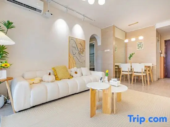 Shiyi Apartment