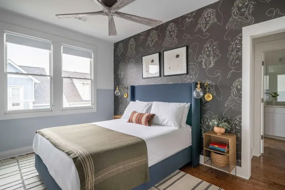 Sleeps 36 3 Homes, Minutes to Downtown+broadway 12bdr Group Getaway in Nash!
