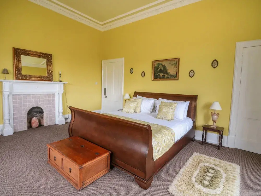 Woodside House