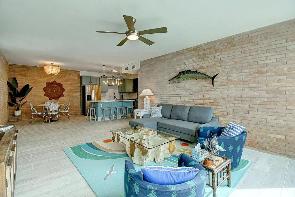 Channelview 117