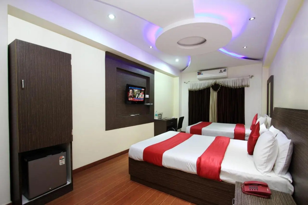 Hotel MB International