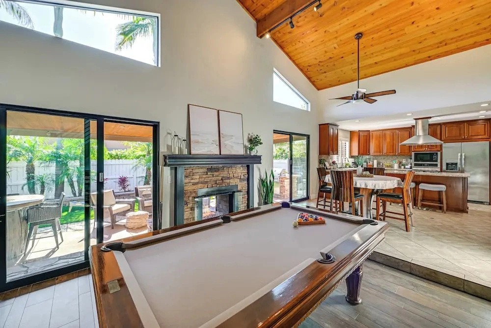 Walk to Lagoon! Luxe Coastal Escape w/ Pool Table