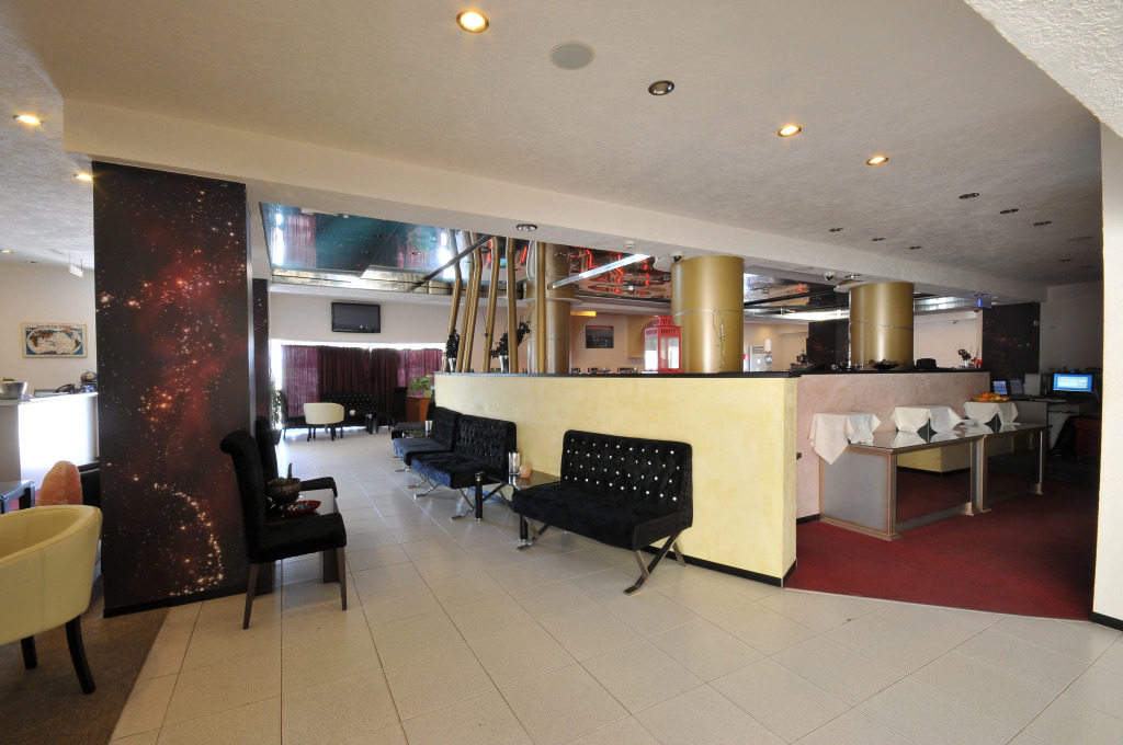 Kings Hotel