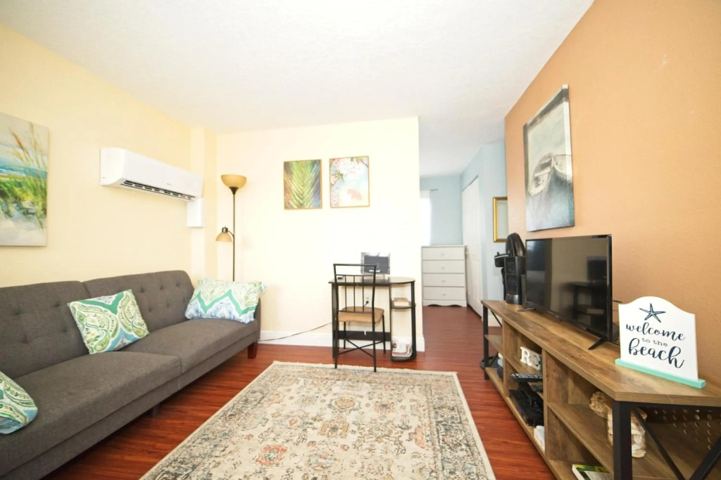 Cozy Canaveral Beach Condo! Next to NASA Launch Site