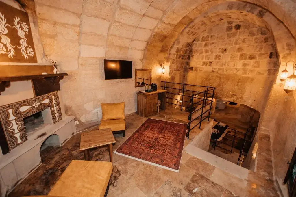 Vanessa Cave Hotel