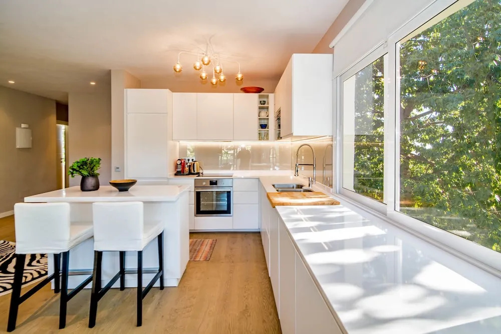 AS12 Luxury 3 bedroom apartment RoomService