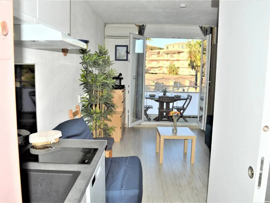 Appartement Cavalaire-sur-Mer, 1 pièce, 3 personnes - FR-1-226B-98
