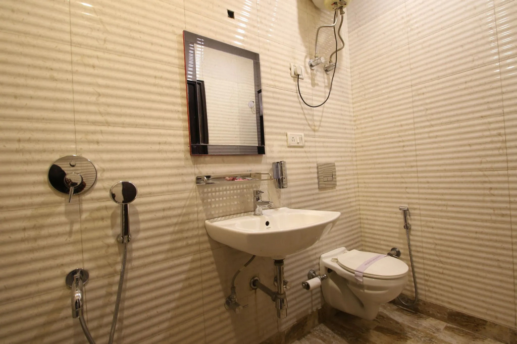Hotel Hill Palace -Near Karol Bagh Metro Station