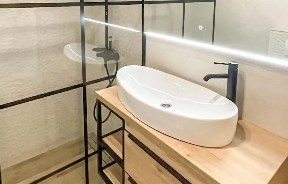 Two-Bedroom Holiday Home In Sibenik