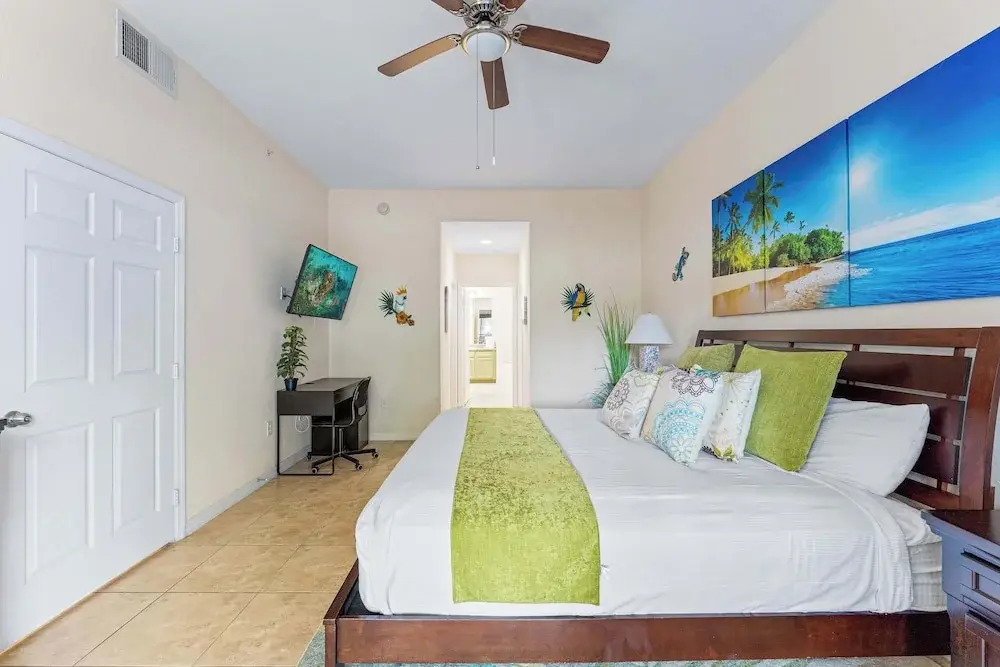 Cozy Cove Caribe Escape for 8!
