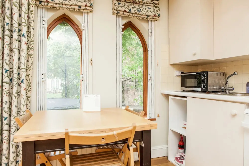 Charming Garden Studio in Shepherd's Bush