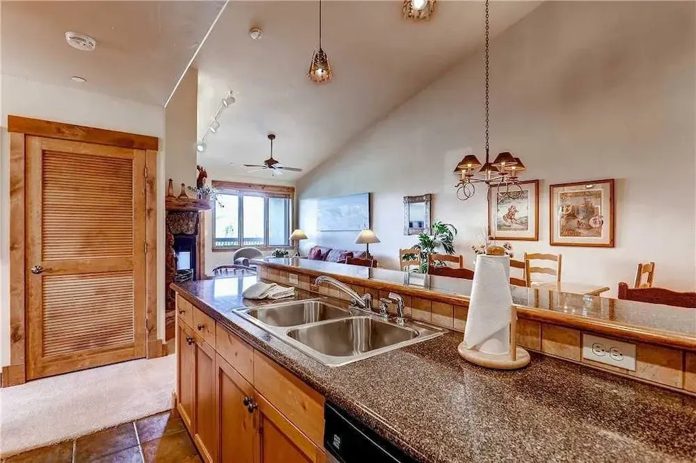 Tl2303 A Top Floor Beauty, Perfect Steamboat Getaway! Winter Specials