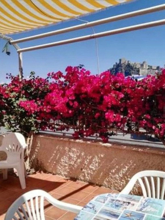 Apartment With 2 Bedrooms in Ischia, With Wonderful sea View and Furnished Terrace - 20 m From the Beach