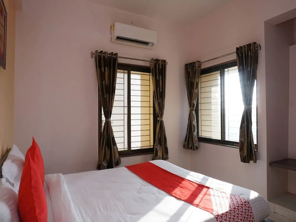 OYO 26151 House Khas Pranaam Apartment