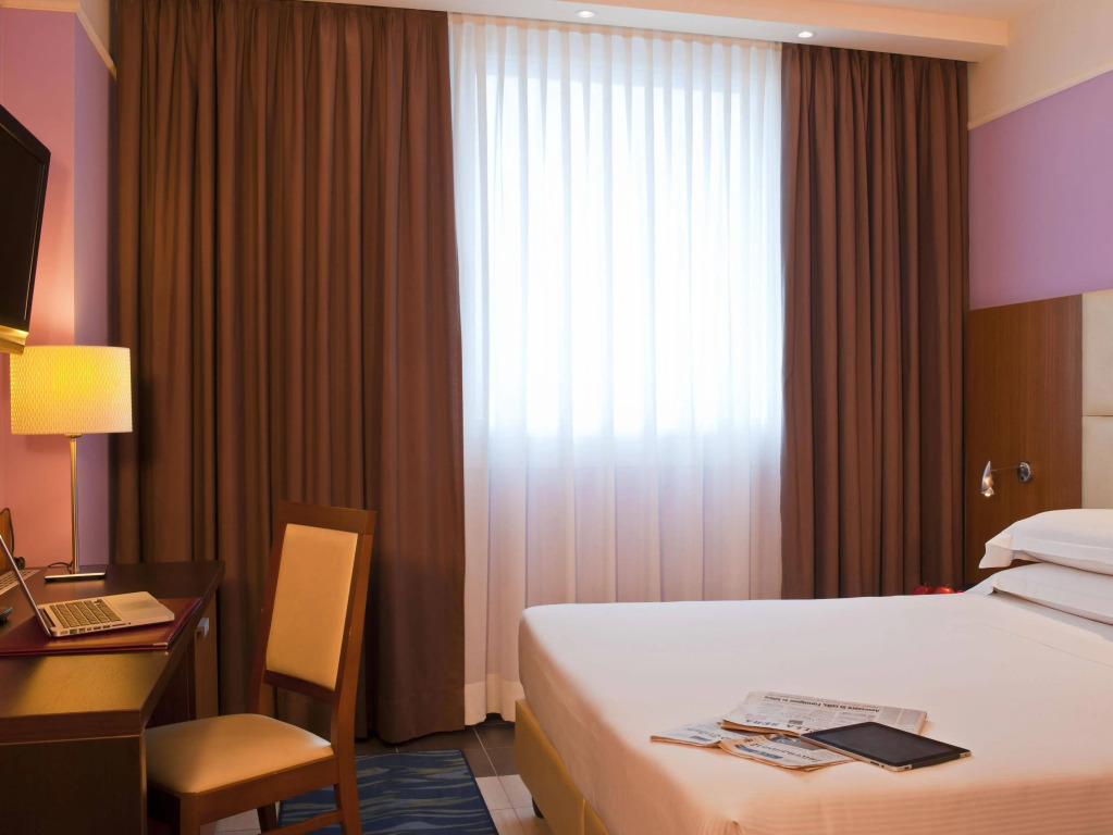Four Points Flex by Sheraton Bologna Airport