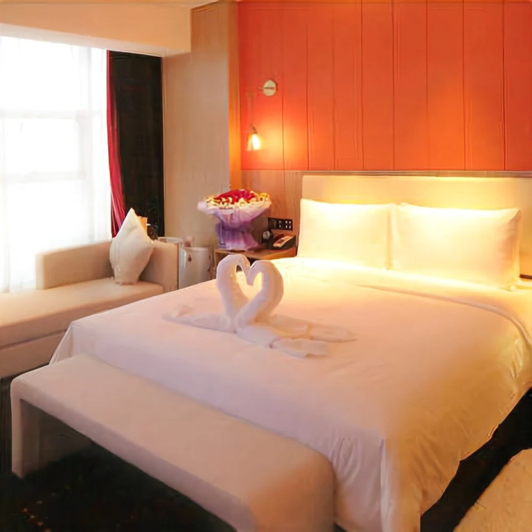 Aishang Hotel (Zhengzhou Zhengdong New District High-speed Railway Station)