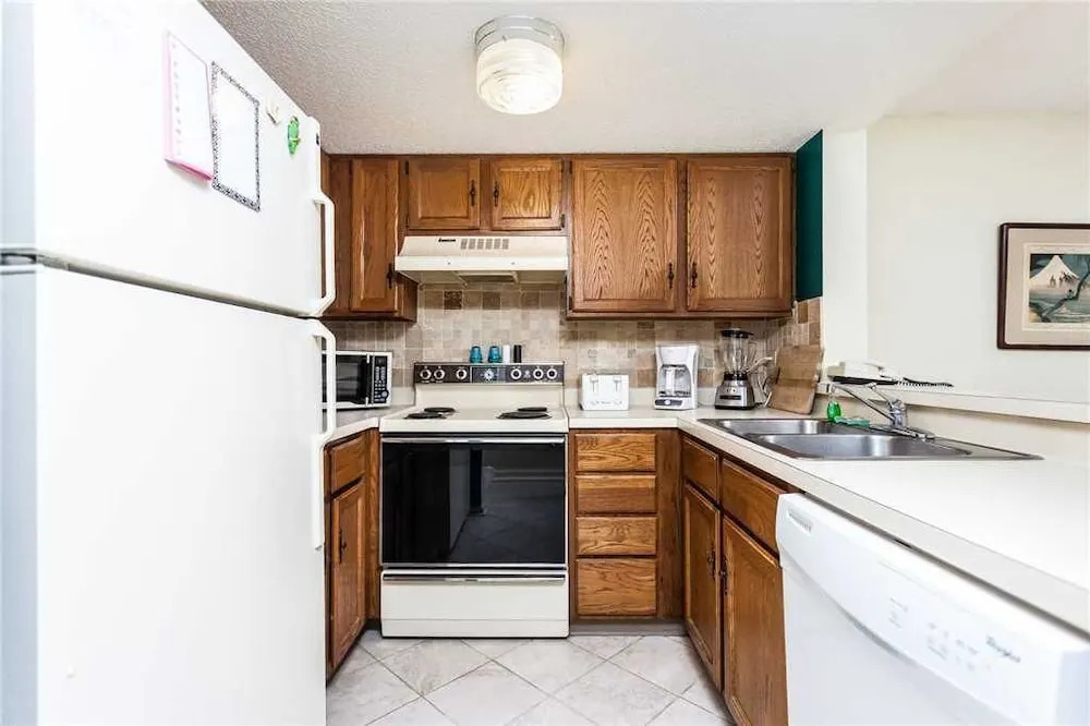 Ocean & Racquet 5213 - Two Bedroom Condo