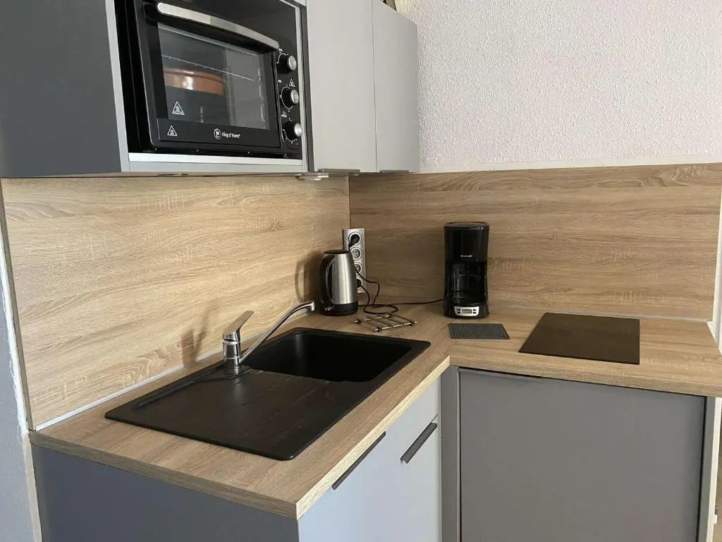 Appartement Le Grau-du-Roi, 2 pièces, 4 personnes - FR-1-250-233