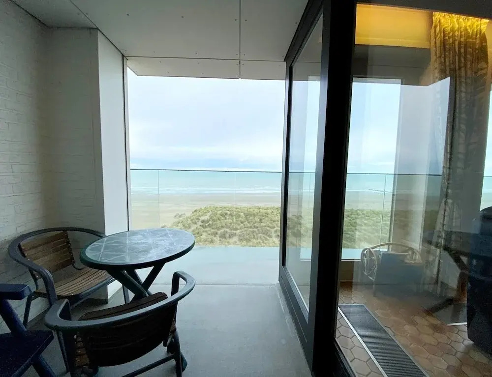 Apartment in Nieuwpoort by the Beach
