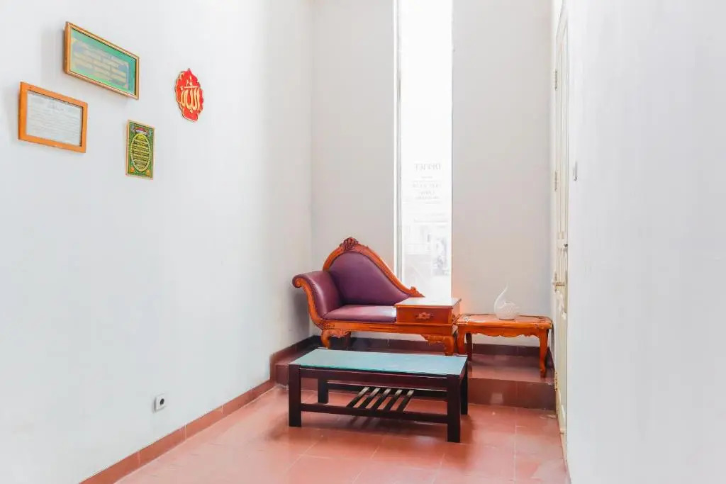 OYO 2547 Assirot Residence