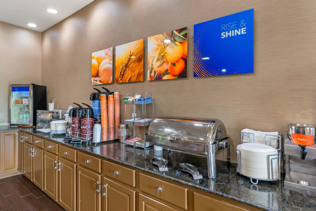 Comfort Suites - Jefferson City
