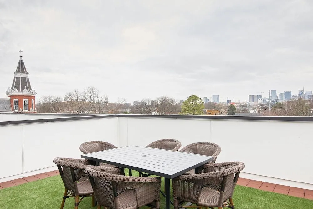 Sonder — Wedgewood Suites