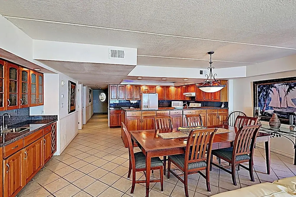 Luxury Perks, Corner 3br: Suntide III - Unit 1001