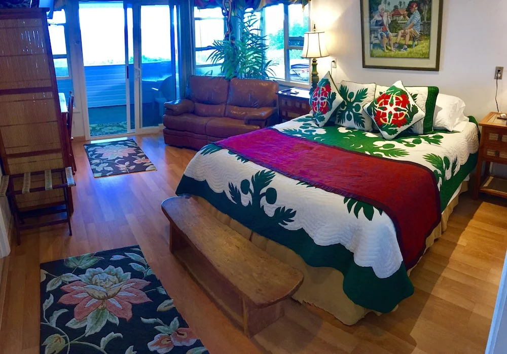 The Bay House House Bed and Breakfast