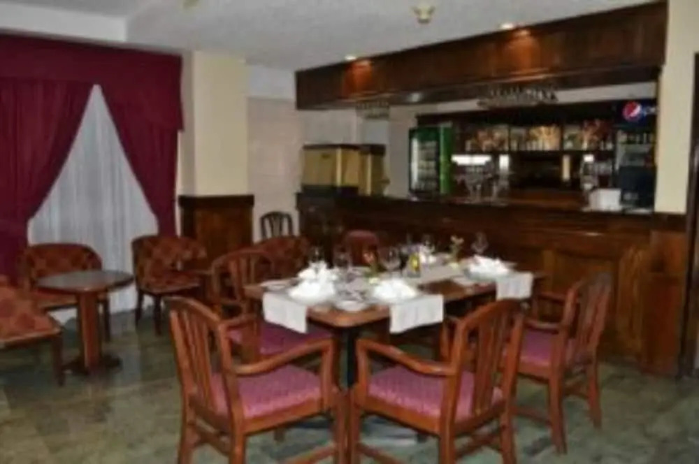 Hotel Diego de Almagro Los Angeles