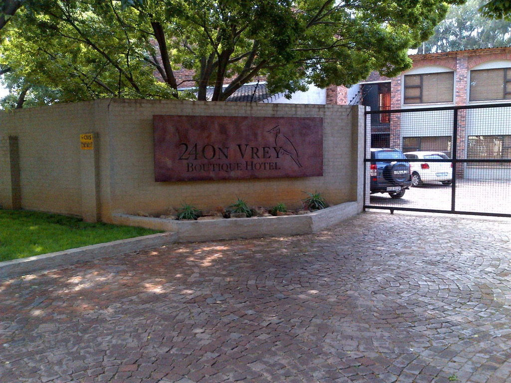 24 Onvrey Guest House
