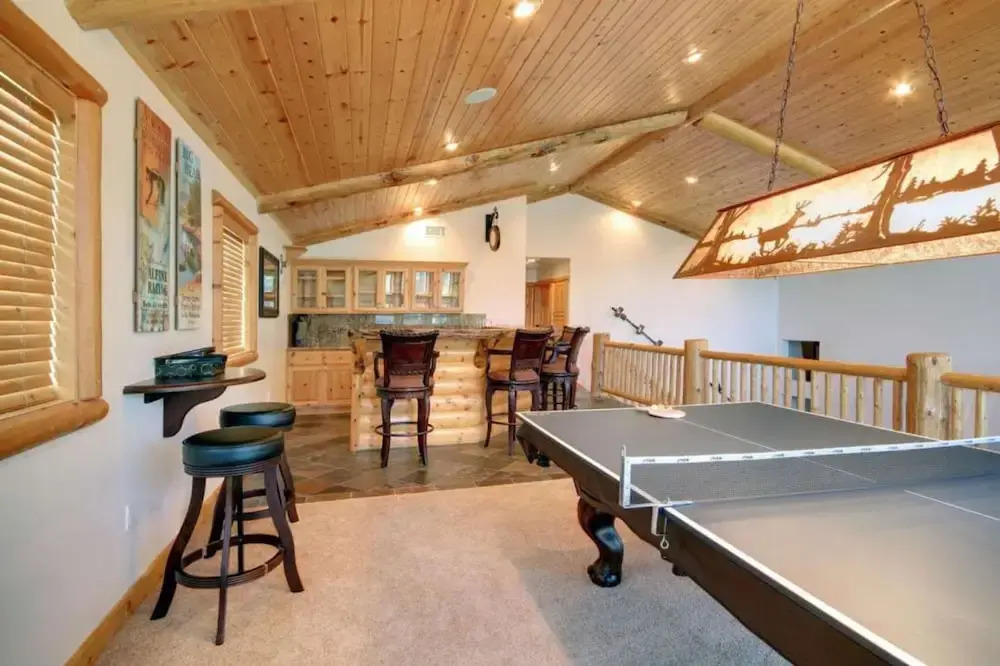 Starlight Retreat by Avantstay Gorgeous Log Style Home w Incredible Views