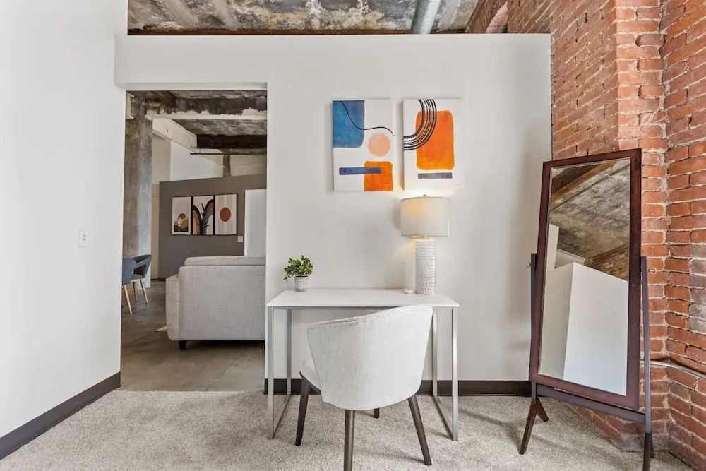 Historic Loft Retreat With Pool