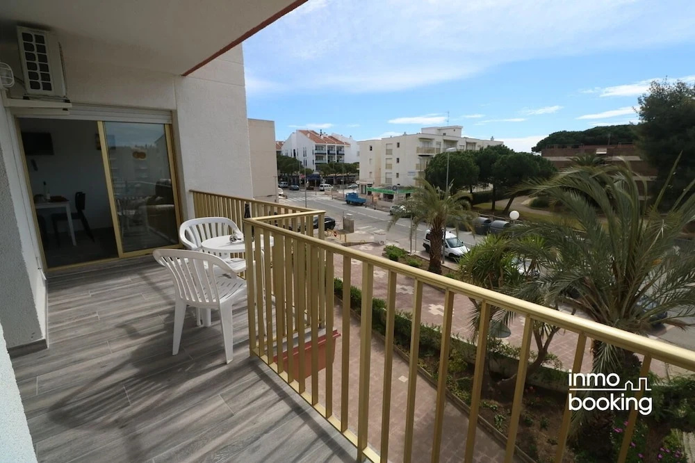 InmoBooking Pins II, Climatizado, 120m de la playa
